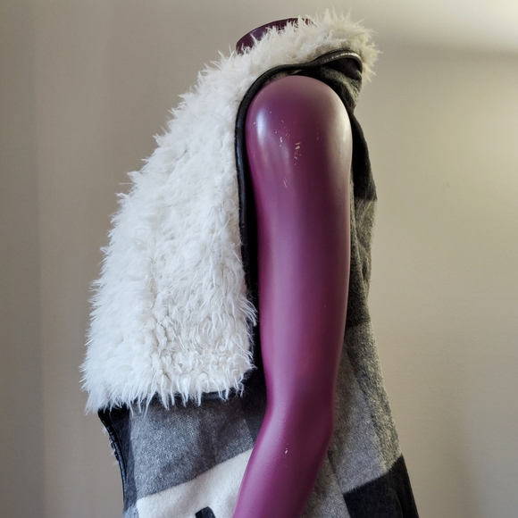 Faux Fur and Wool Plaid Sherpa Vest (SOLD) - Picture 2 of 5